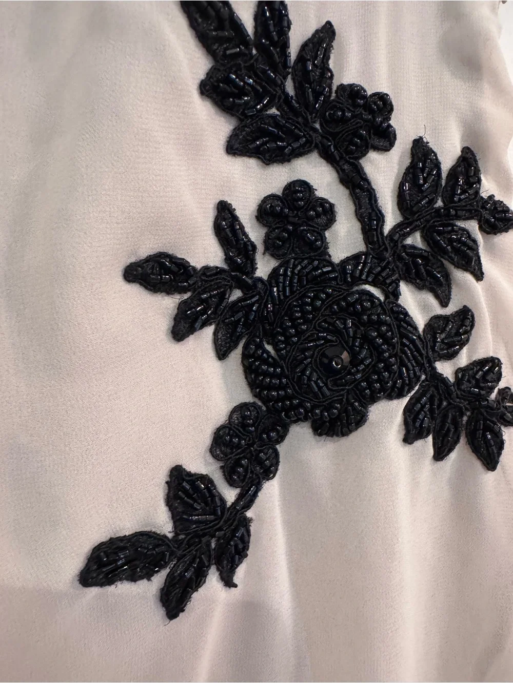 House of CB Amal beaded appliqué georgette midi skirt size small
